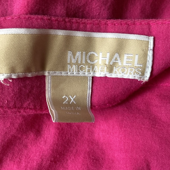 Michael Kors blouse/top size 2X pink with beads around neck. - Picture 7 of 7